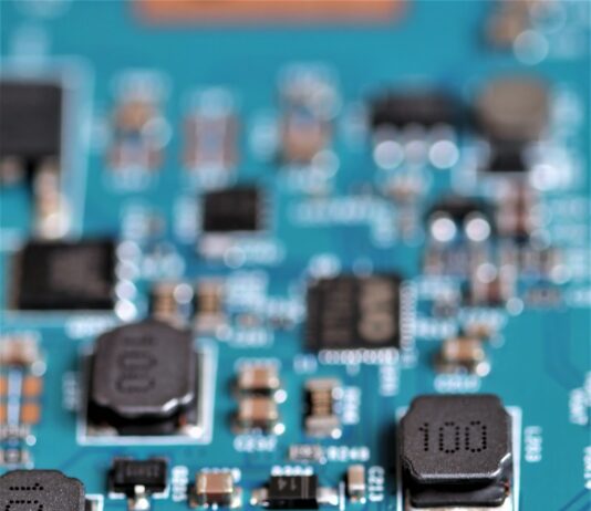 BK21 ‘지능형 반도체’ 교육연구단 3곳 추가 예비 선정 a close up of a circuit board