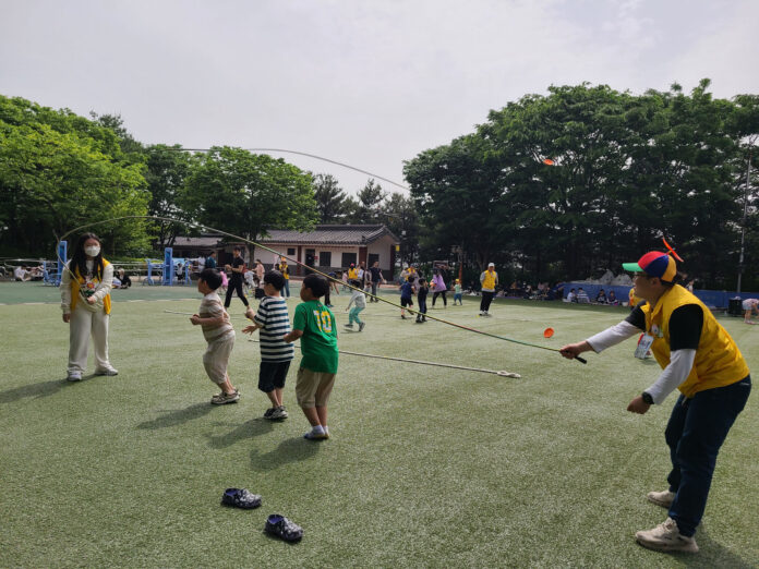 전래놀이 팝업 놀이터